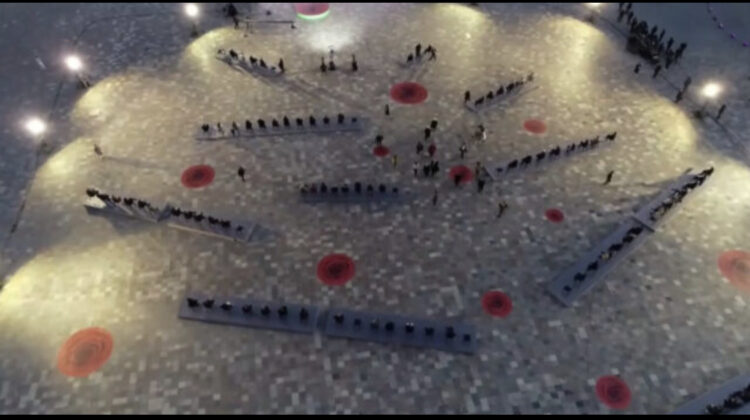 PS nis zyrtarisht fushatën elektorale, spektakël grafik me vendosjen e kandidatëve! Kolona zanore e socialistëve është himni kombëtar