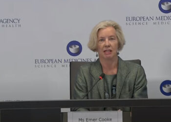 EMA i jep “dritën jeshile” vaksinës së AstraZeneca-s: E sigurt dhe efektive ndaj Covid-19