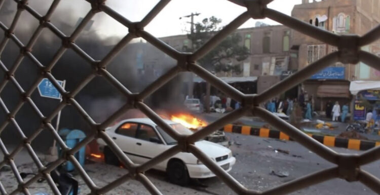 7 të vdekur dhe 50 të plagosur nga shpërthimi i makinës bombë në Afganistan