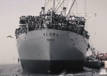 30 vite nga eksodi biblik i shqiptarëve, Basha: Sot, shqiptarët po ikin nga keqqeverisja që na mban larg Europës