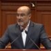 “Kartolina më e bukur për 7 Marsin!” Deputeti Vullnet Sinaj shpreh mirënjohjen për gjithë mësuesit. Takim me mësuesen e tij të parë