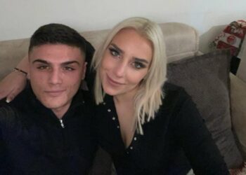 Ndjekësit e ‘mbysin’ me pyetje, Tea ‘turpëron’ live Beartin: Ky kishte turp …