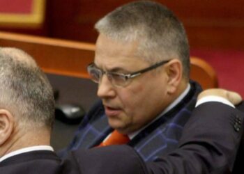 Ndarja nga jeta e Bashkim Finos, Rama mesazh ngushëllimi: Ditë zie për familjen tonë të madhe