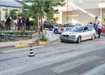 Rëndohet bilanci i viktimave të aksidentit Fier-Vlorë, vdes 20-vjeçari në spital, 3 të tjerë në gjendje të rëndë