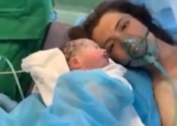 19-vjeçarja me Covid-19 sjell në jetë foshnjën tek “Shefqet Ndroqi”