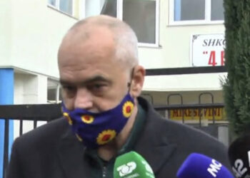 Komunikimi i Ramës me gazetaren, ja çfarë nuk u pa në kamera