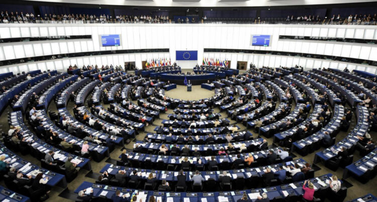 Miratohet rezoluta për Shqipërinë, Komisioni i Jashtëm i PE: Dënim për blerjen e votës kusht për negociatat