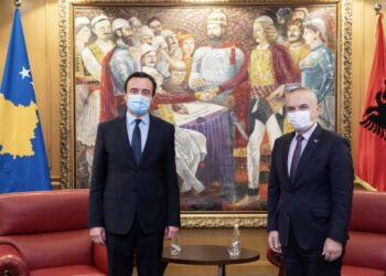 Meta ‘takim vëllazëror’ me Albin Kurtin: Ndamë ide për forcimin e gjithanshëm të bashkëpunimit