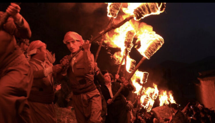 Miliona njerëz festojnë Vitin e Ri Persian, dhe fillimin zyrtar të pranverës