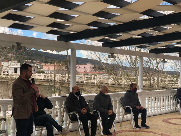 LIVE- Prezantimi i kandidatëve në Vlorë, pjesëmarrës Vullnet Sinaj dhe Damian Gjiknuri