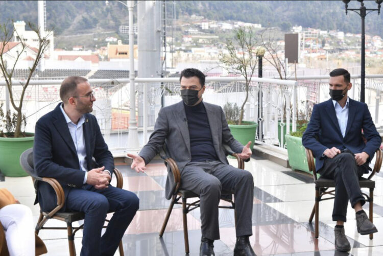 Basha takim me të rinjtë në Elbasan: Kemi plane për studentët