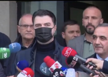 Basha i përgjigjet Metës: Jemi në krye të detyrës, presidenti mbron Kushtetutën