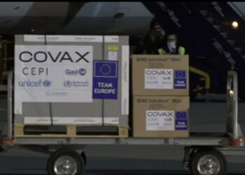 Mbërrijnë në Kosovë 24 mijë doza të vaksinës AstraZeneca