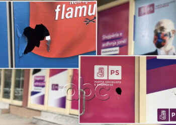 Sulmohen gjatë natës zyrat elektorale të PS dhe PDIU në Fier, thyhen xhamat