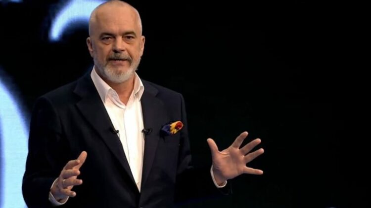 “Shqiptarët duan punë duke qëndruar në kafe”, Rama: Po vijnë punëtorë të huaj në vend