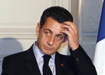 Dënohet me 3 vite burg ish-presidenti i Francës, Nicolas Sarkozy