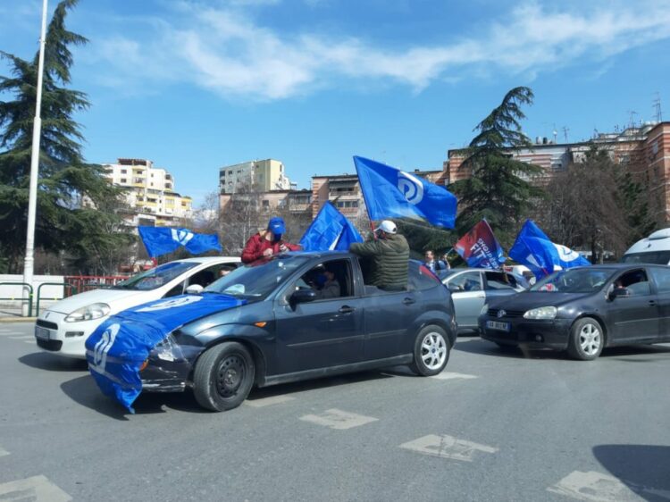 Zbulohet kënga e fushatës së PD-së (VIDEO)