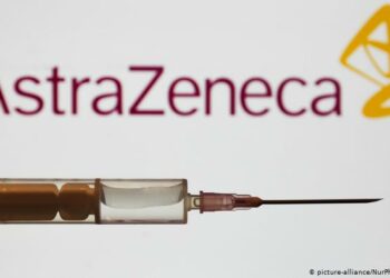 U pezullua për përdorim në disa vende/ Reagon kompania AstraZeneca: Vaksina jonë është efektive dhe nuk jep efekte anësore