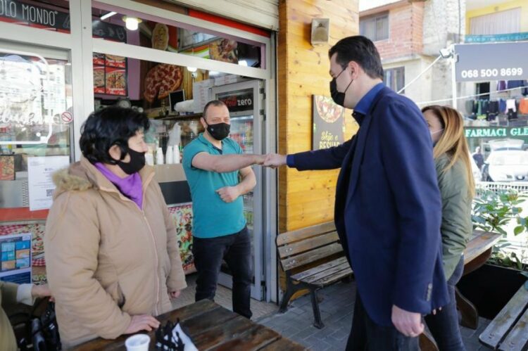 Basha me qytetarët: Hapja e 110 mijë vendeve të punës, kryesorja e planit ekonomik të PD