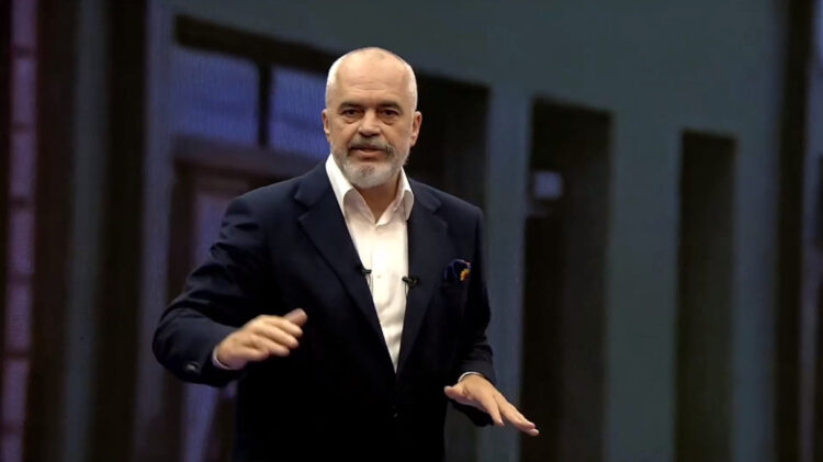 “Ja sa do rriten sërish pagat”/ Nga mësuesit, bluzat e bardha e administratën, Rama tregon dhe vendimin për ministrat e deputetët