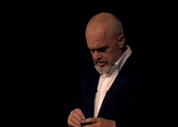 “Nuk më mbetet gjë tjetër veçse të ul kokën dhe…”/ Rama kërkon mandatin e tretë: Ose bashkë ne dhe ju, ose mbrapsht si guri i Sizifit