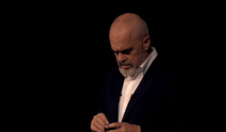 “Nuk më mbetet gjë tjetër veçse të ul kokën dhe…”/ Rama kërkon mandatin e tretë: Ose bashkë ne dhe ju, ose mbrapsht si guri i Sizifit