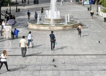 Greqia do liri për Pashkët, nis me lirimin e masave, synon festë pa COVID