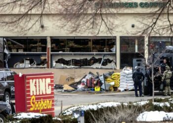 E RËNDË/ Të shtëna me armë zjarri në një supermarket në SHBA, 10 të vrarë
