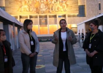 Dita e dytë e imunizimit masiv/ Manastirliu: Targeti ynë është të kalojmë 10 mijë vaksinime në ditë