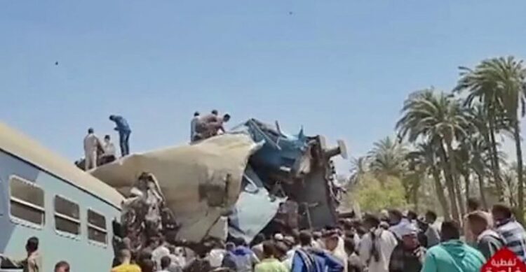 Përplasen dy trena në Egjipt, 32 të vdekur dhe dhjetra të tjerë të plagosur