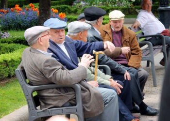 Shqipëria po plaket me ritme më të shpejta. Europa po i afrohet moshës së tretë