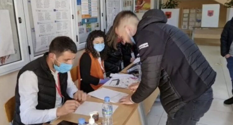 KQZ: Deri në orën 11:00 kanë votuar 20.70% e qytetarëve