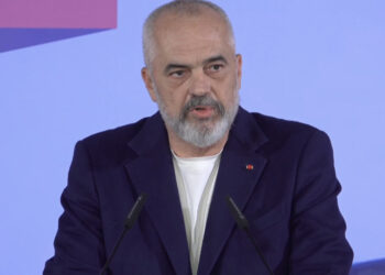 Exit Pollet e nxjerrin humbës, Edi Rama del në konferencë urgjente