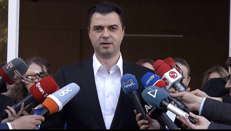 Basha bën thirrje: Dhe një orë ka mbetur! Dilni masivisht dhe votoni
