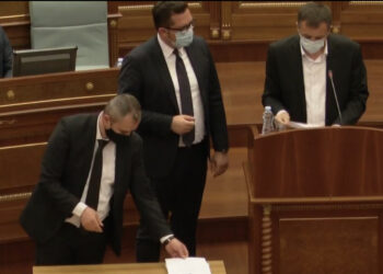 Komisioni lexon rezultatin: Osmani mori 69 vota, 12 fleta u shpallën të pavlefshme