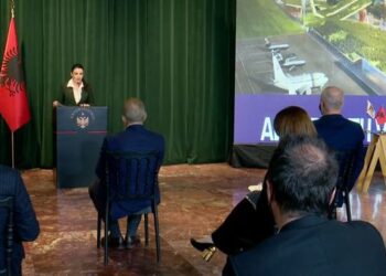 Nënshkruhet marrëveshja për aeroportin e Vlorës/ Balluku: Ja fazat e ndërtimit dhe kur do të përfundojnë punimet