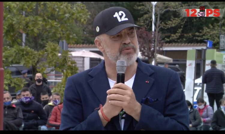 Rama i dedikon Metës takimin elektoral në Skrapar, tregon shkakun që u ndau rrugët dhe e lë amanet: E kam shok