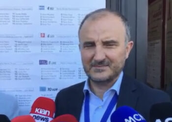 “Ti vendos”, Soreca apel qytetarëve në gjuhën shqipe: Europa po ju shikon