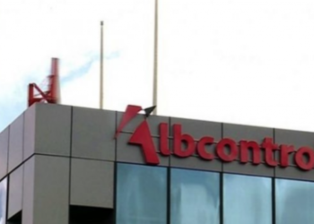 Sot mbahet seanca e parë gjyqësore për padinë e kontrollorëve të AlbControl për reduktimin e pagave