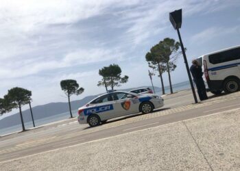 LAJMI I FUNDIT/ Policia blindon qytetin, Rama mbërrin në Vlorë!