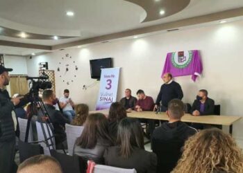 Deputeti Vullnet Sinaj, takim me të rinjtë në njësinë administrative Kotë