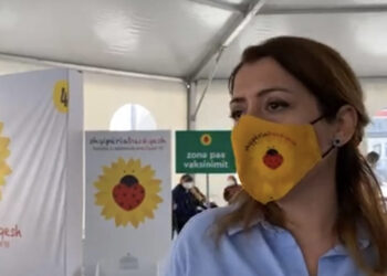 ‘Së shpejti vaksinohen 60 vjeçarët’, Manastirliu apel: Shkoni në qendrat e vaksinimit