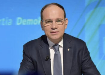 Bujar Nishani kërkon largimin e Bashës: Përgjegjës i 4 humbjeve, vendosi ta mbajë peng PD