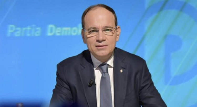 Bujar Nishani kërkon largimin e Bashës: Përgjegjës i 4 humbjeve, vendosi ta mbajë peng PD