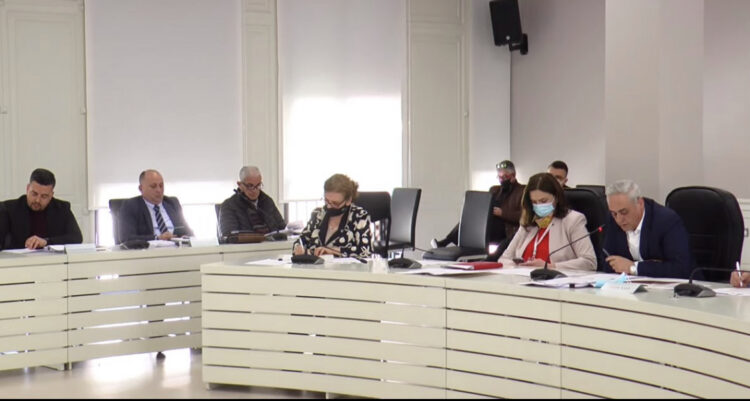 Kolegji Zgjedhor vendos për fletën e votimit: Do të jetë me numra