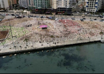 Rama poston foton nga Vlora, karriget e bëra gati: Finalja e Finaleve, erdha