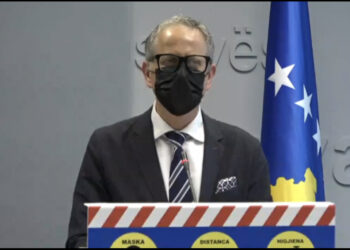 Kosova liron masat anti-Covid, hapen barët, restorantët, nxënësit kthehen në bangat shkollore