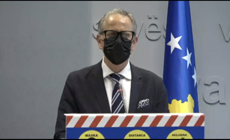 Kosova liron masat anti-Covid, hapen barët, restorantët, nxënësit kthehen në bangat shkollore