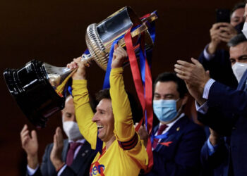 Barcelona “padron” i Kupës, shkërmoq Bilbaon në finale