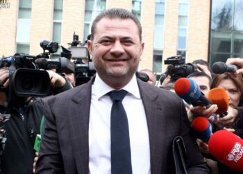 “Kam hequr dorë nga mandati, por jo nga PSD”/ Reagon Tom Doshi